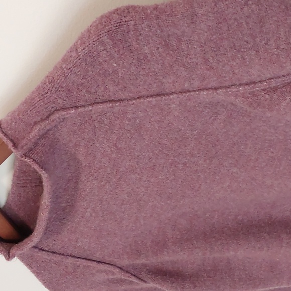 Lyla + Luxe Purple Sweater, M - Picture 3 of 4